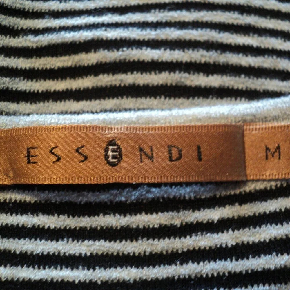 Essendi Essendi | Tops | Essendi Tank Top Size M Black Gray Scooped Neckline ...
